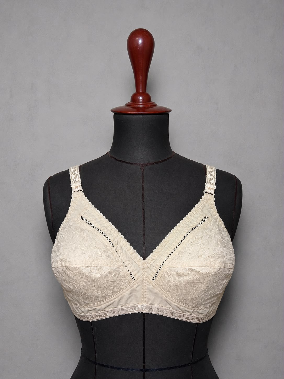 Amorina Classic Wireless Comfort Bra – Soft Non-Padded Everyday Bra